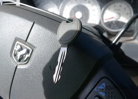 2007 Dodge Dakota Laramie z USA, uszkodzony, nr VIN 1D7HW58P87S184785